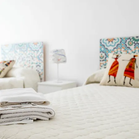 Travel Habitat Canovas * Valencia