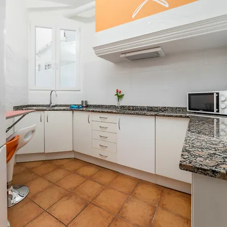 Travel Habitat Canovas Valencia