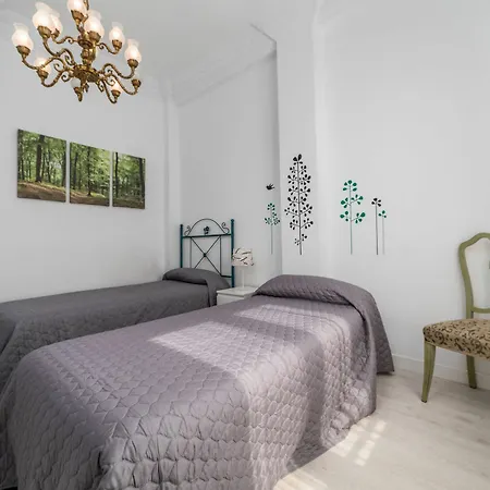 Travel Habitat Canovas